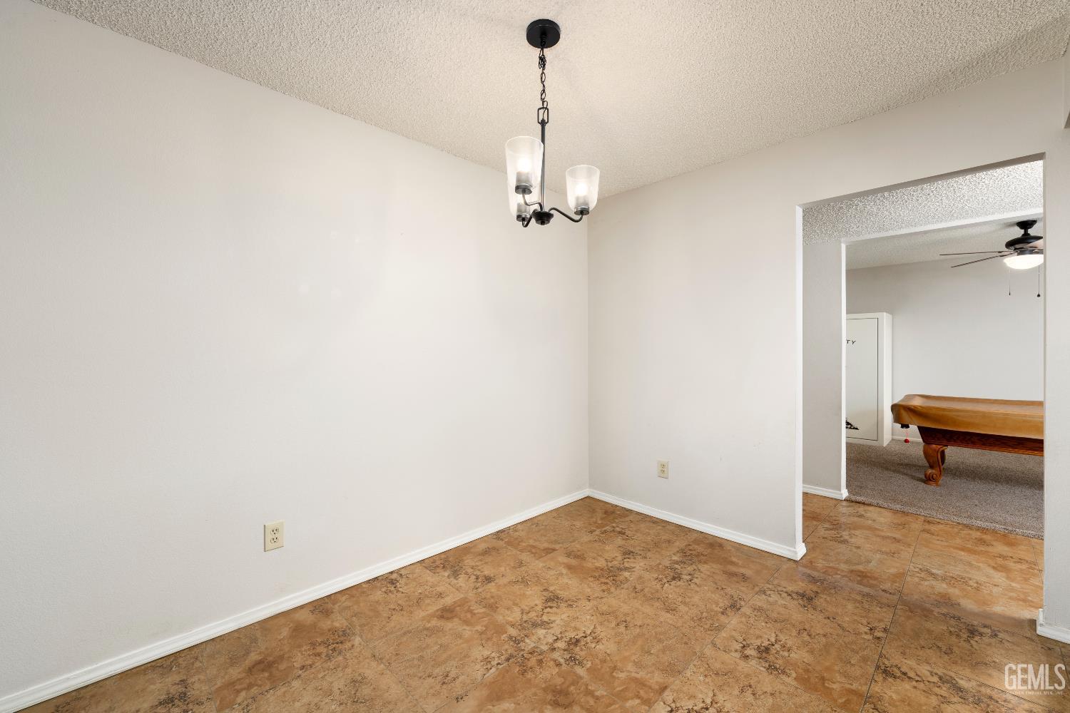 3100 Woodstown Street — photo 9