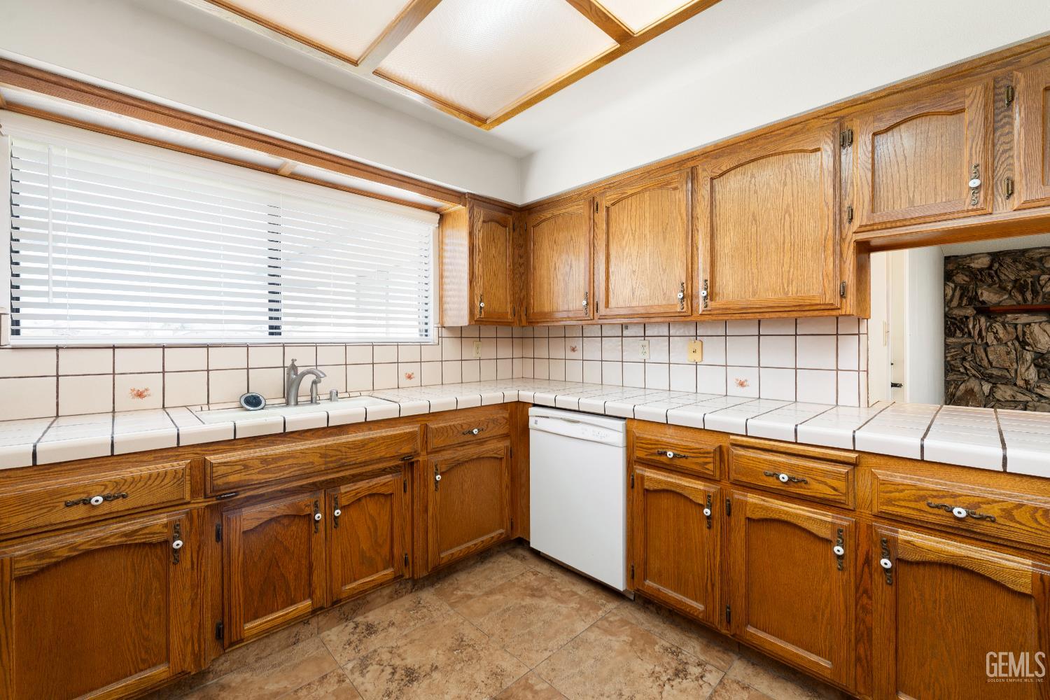 3100 Woodstown Street — photo 11