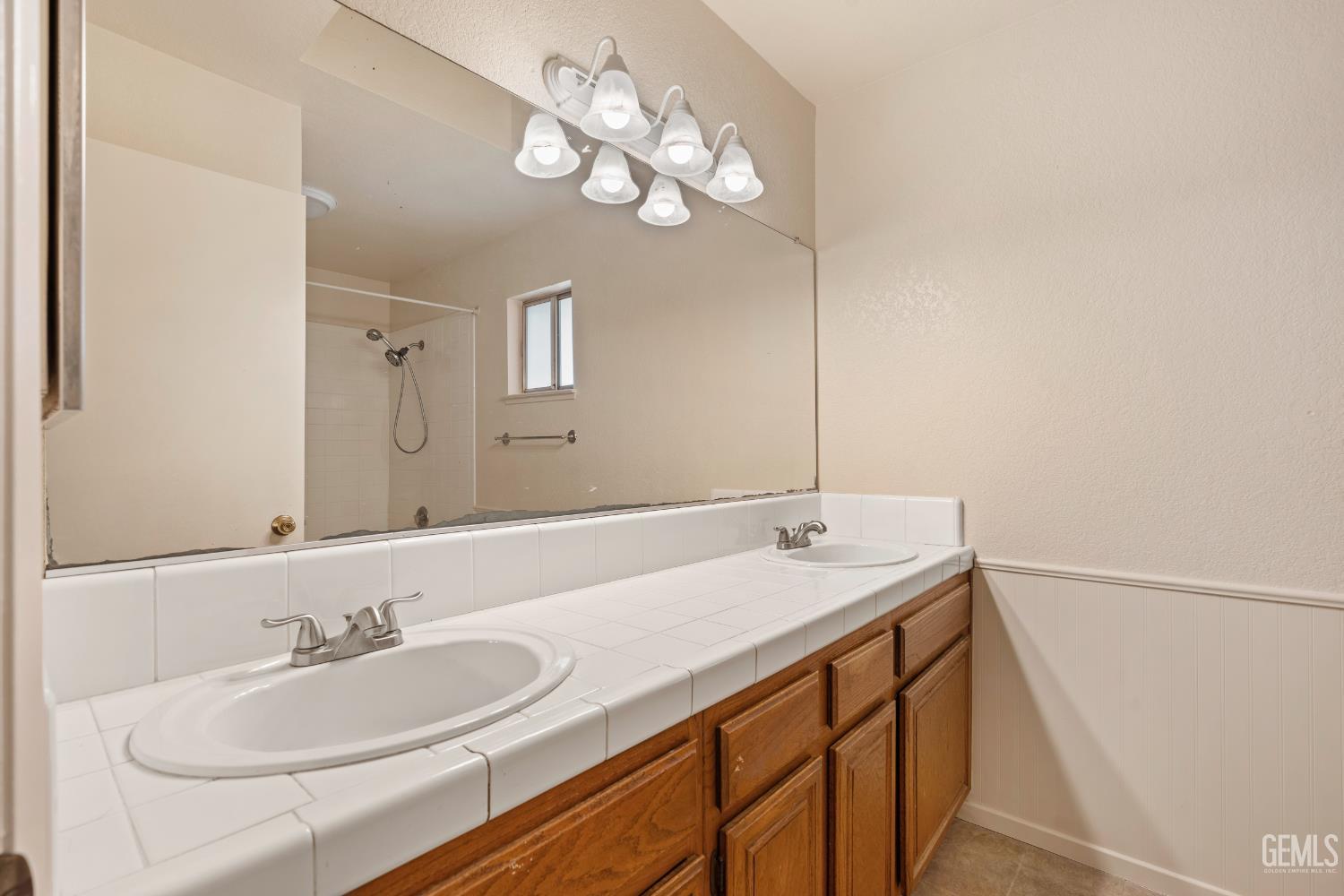 2204 Kelso Peak Avenue — photo 21