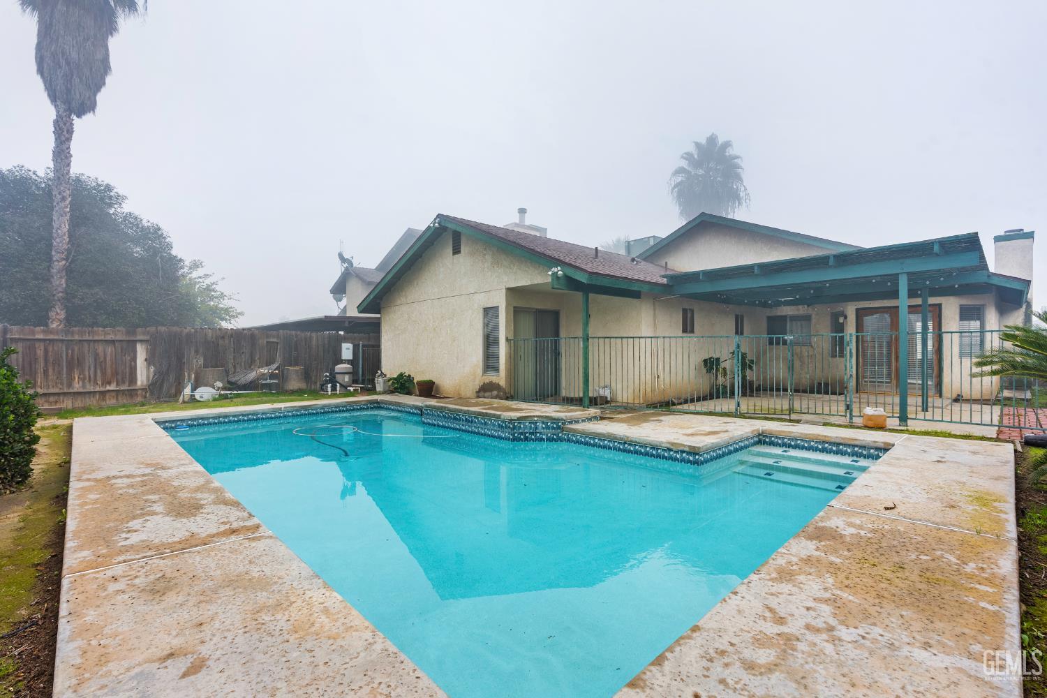2204 Kelso Peak Avenue — photo 25