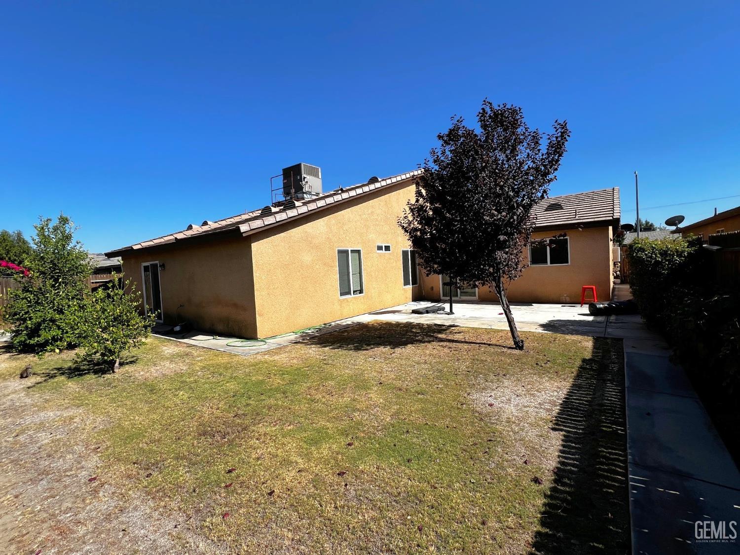 704 Candia Avenue — photo 11