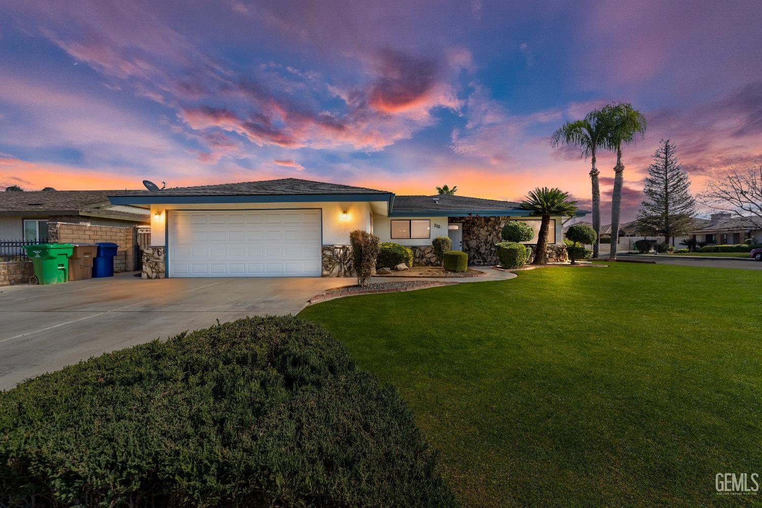 3100 Woodstown Street