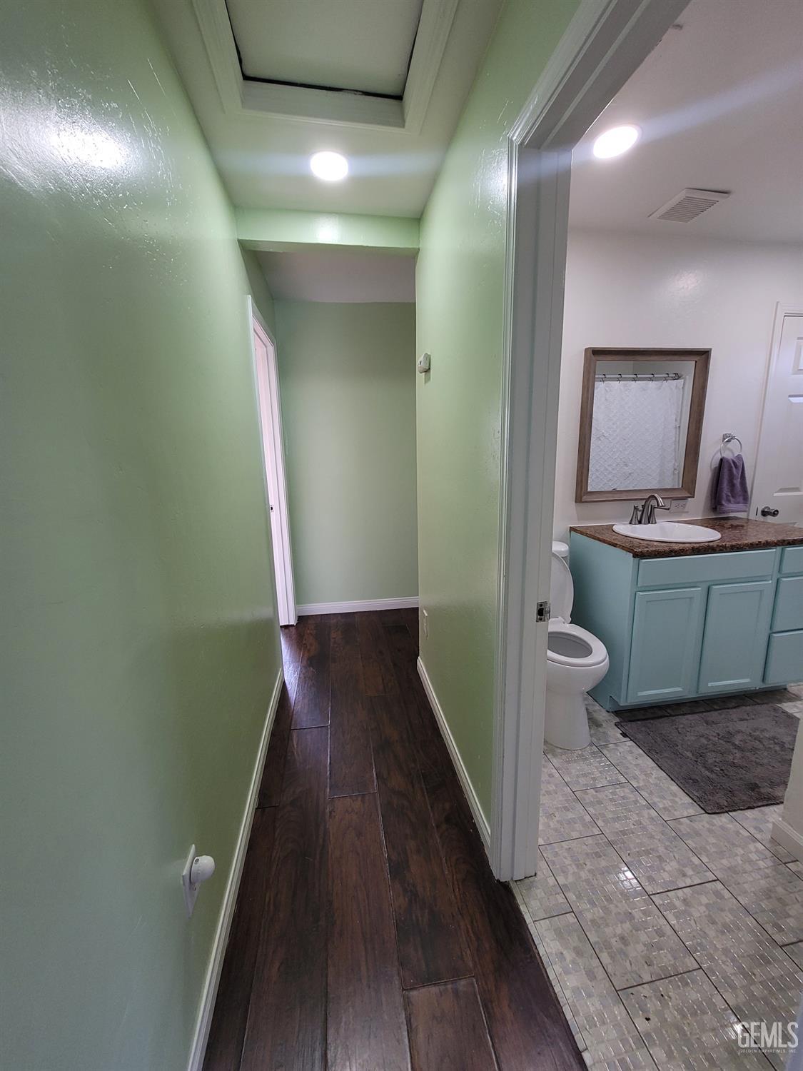 203 E Moneta Avenue — photo 25