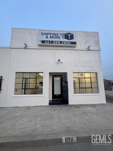 108 N Chester Avenue