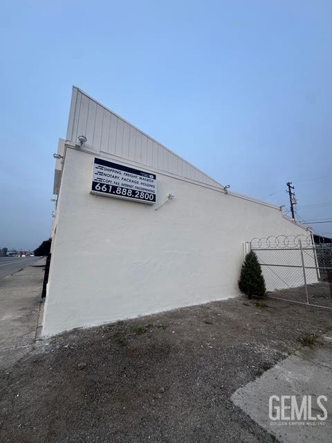 108 N Chester Avenue — photo 5