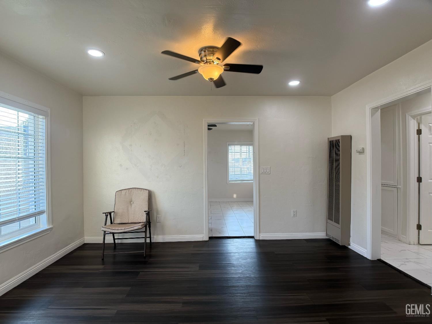 104 S Kincaid Street — photo 6