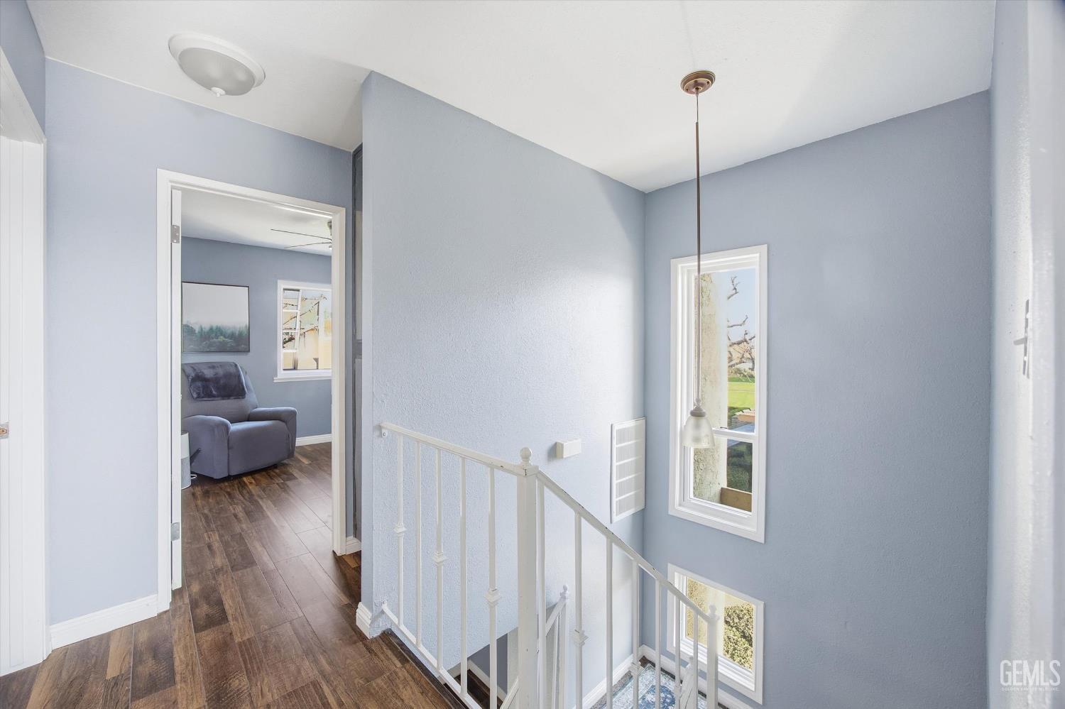 930 Olive Drive — photo 26
