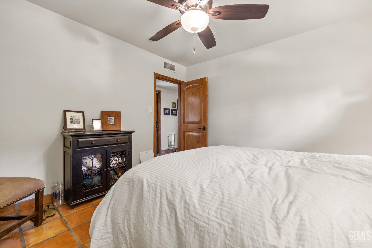 6702 Edmund Way — photo 33