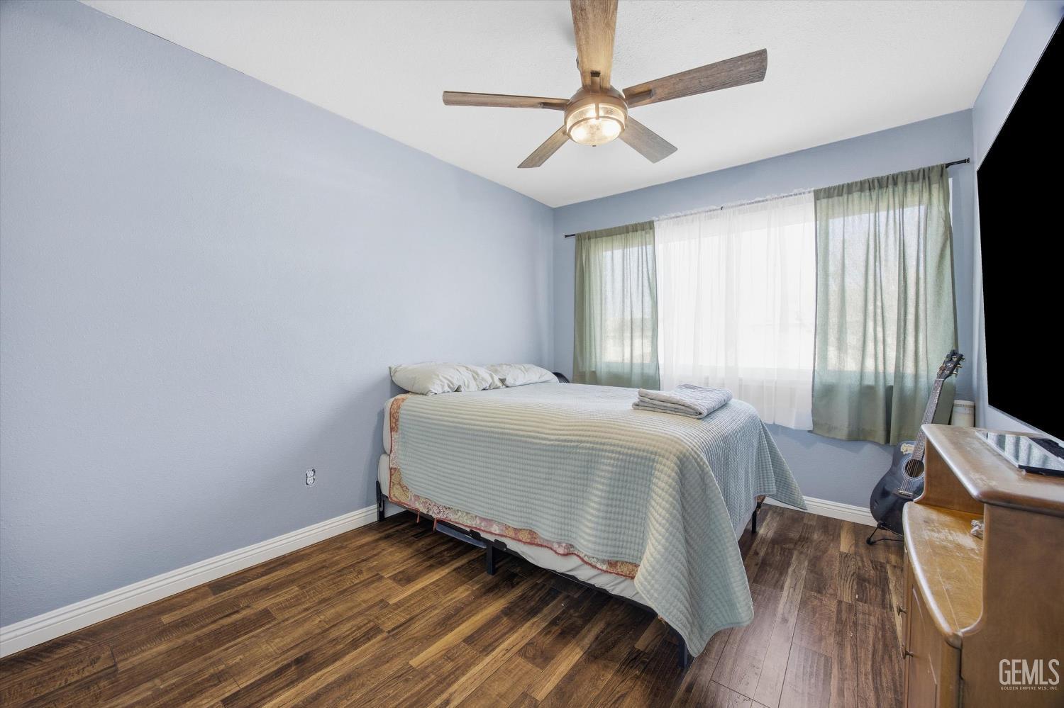 930 Olive Drive — photo 31