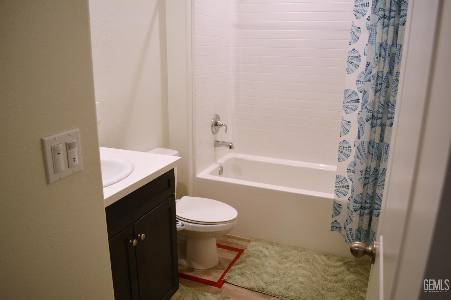 7311 Koyuk River Street — photo 15