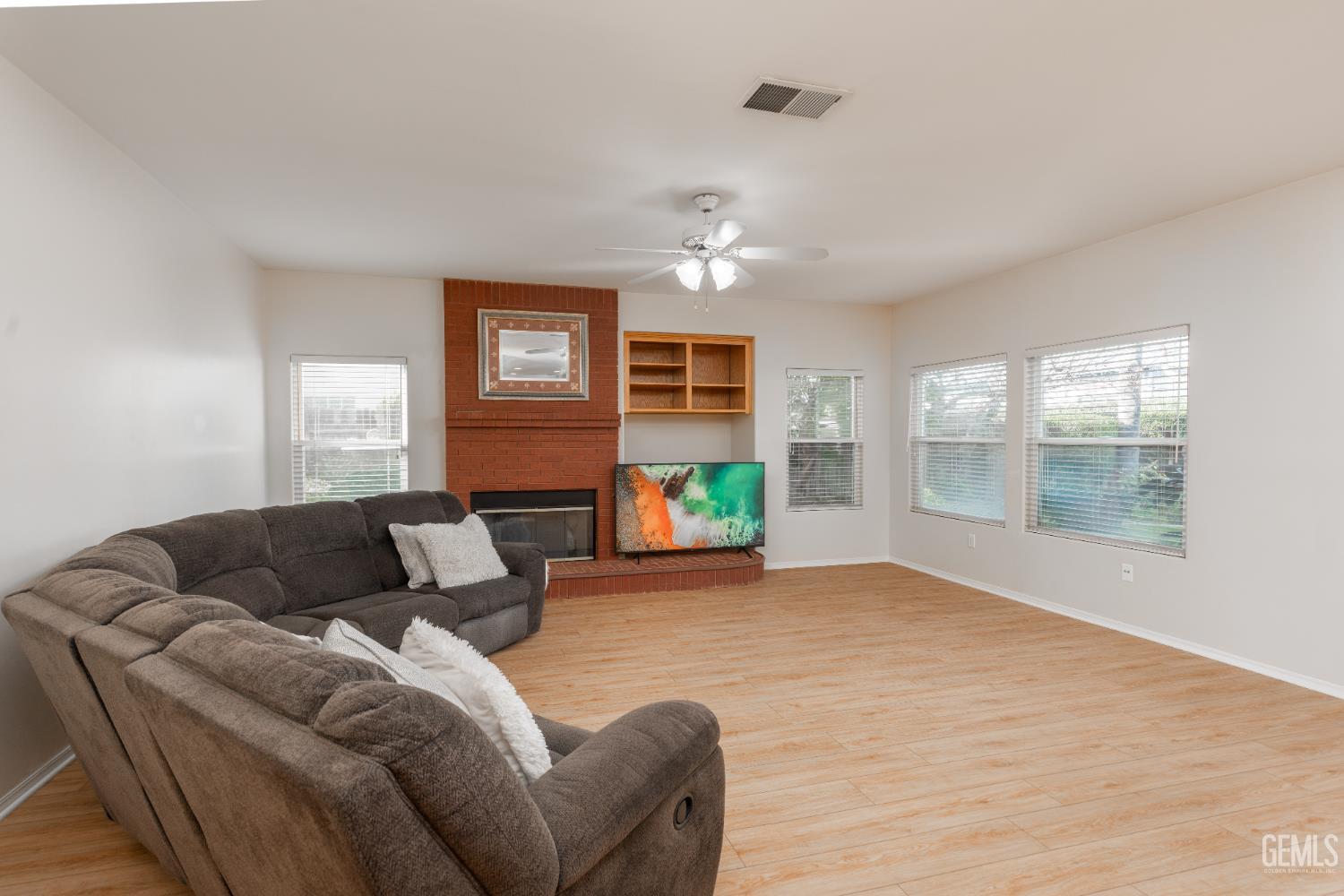 10906 Rosslyn Lane — photo 37