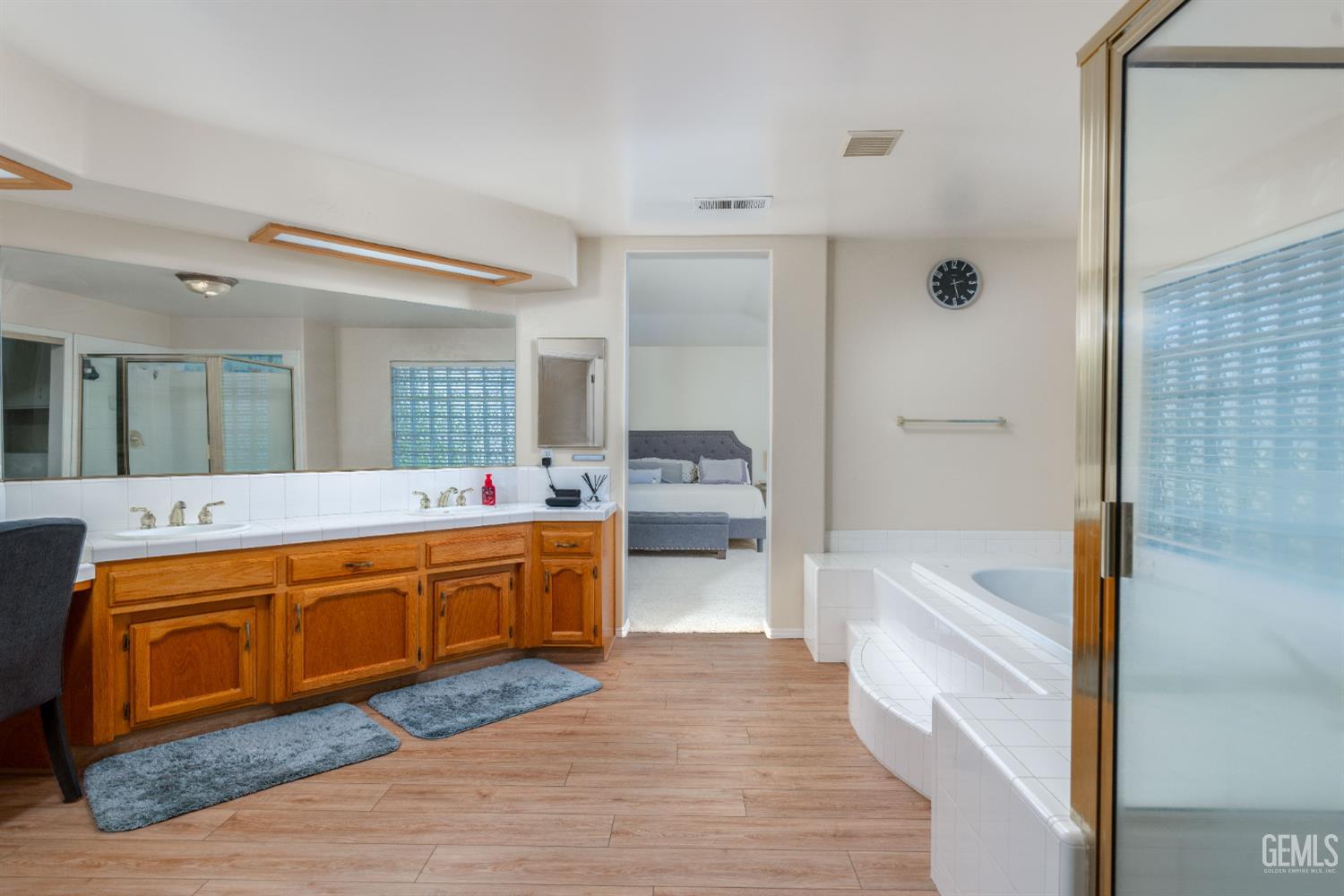 10906 Rosslyn Lane — photo 55