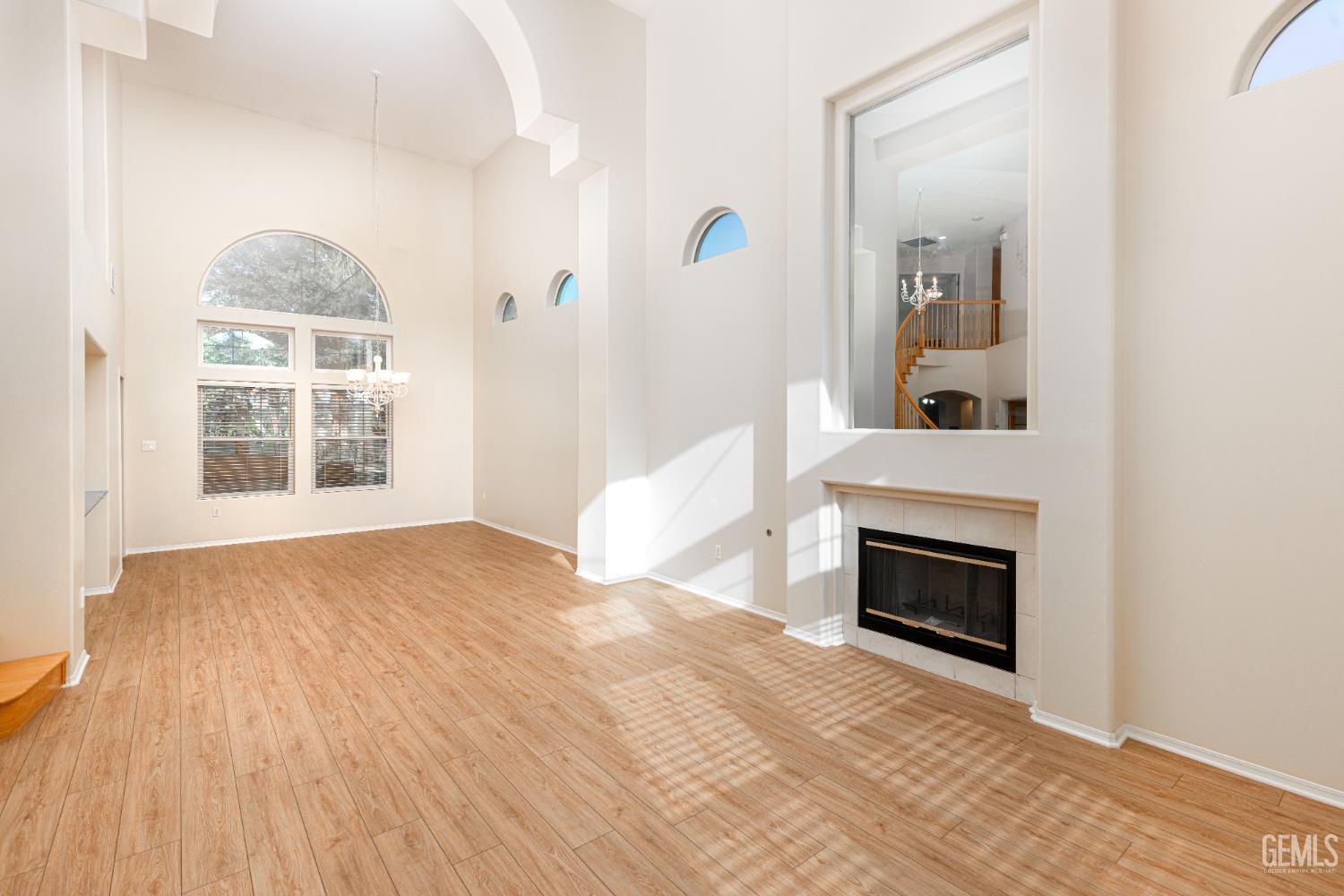 10906 Rosslyn Lane — photo 21