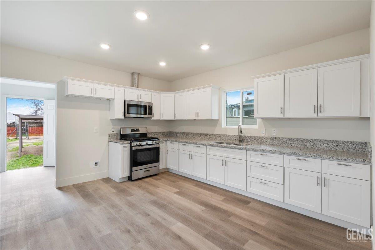 923 Sumner Street — photo 4