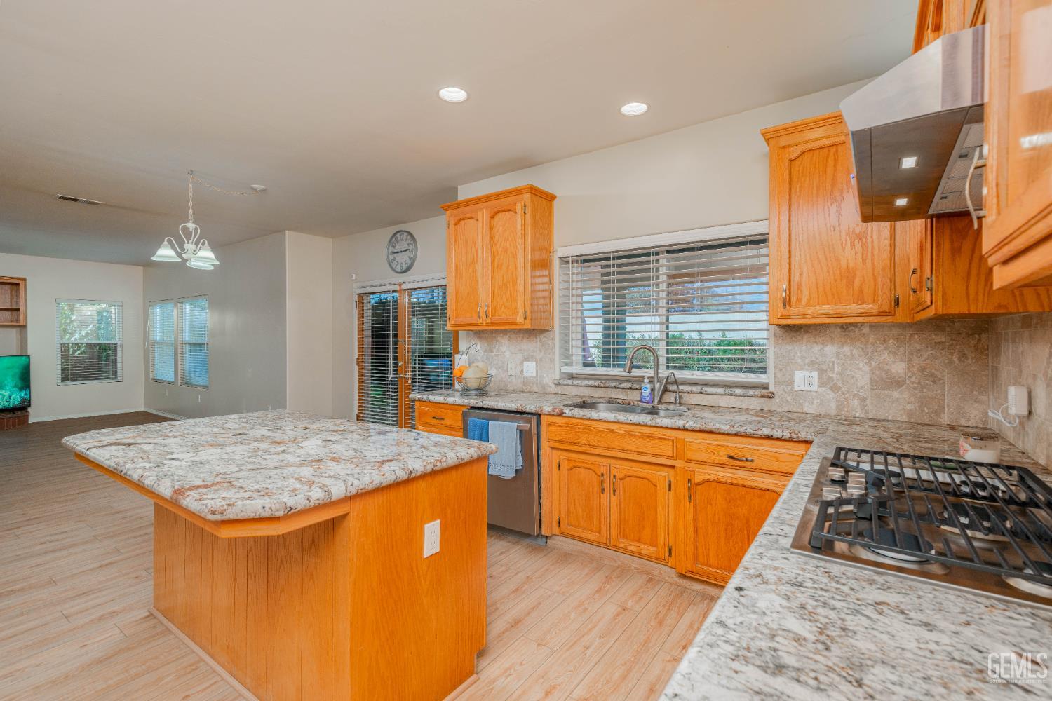 10906 Rosslyn Lane — photo 29