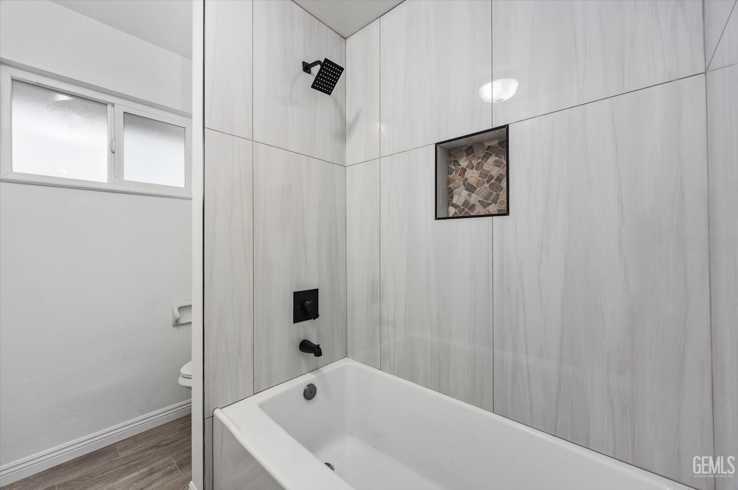 2515 Wheeler Street — photo 32