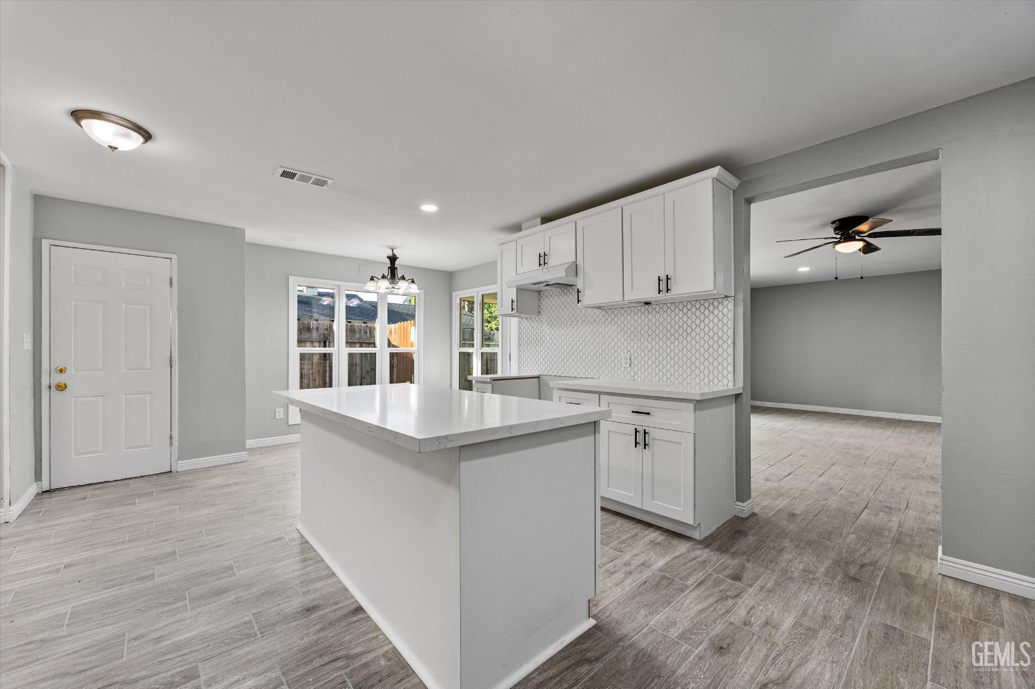 2515 Wheeler Street — photo 13