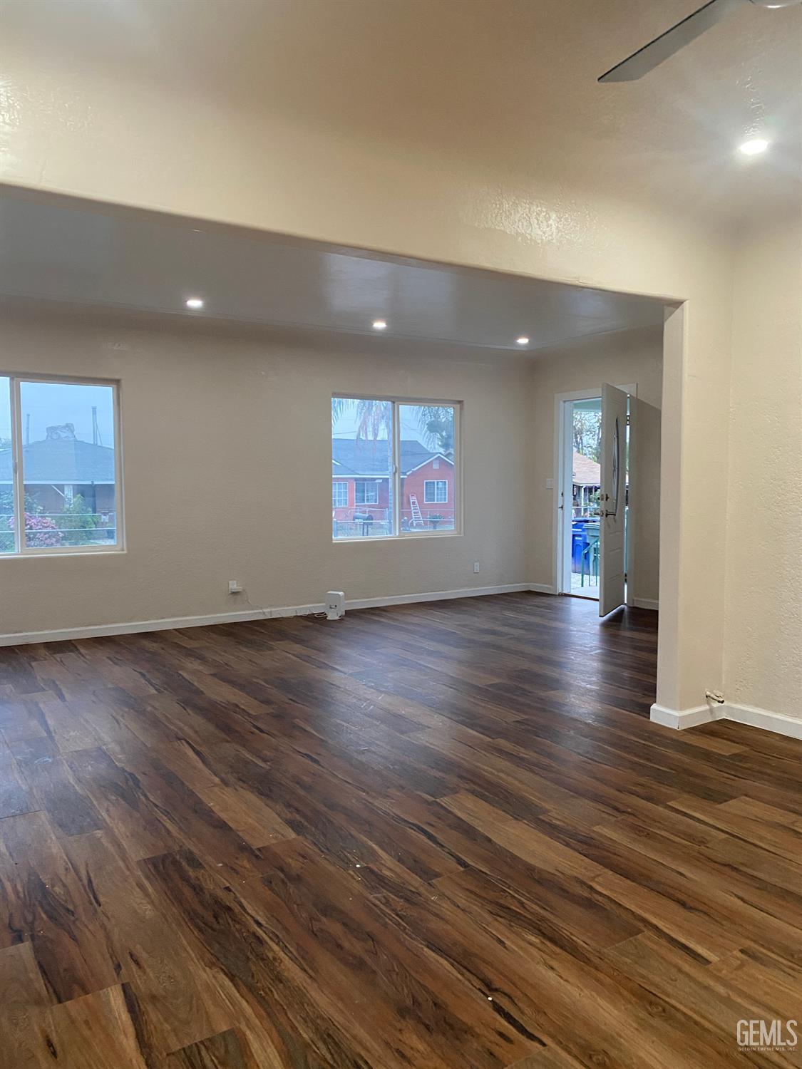 2728 Kentucky Street — photo 11