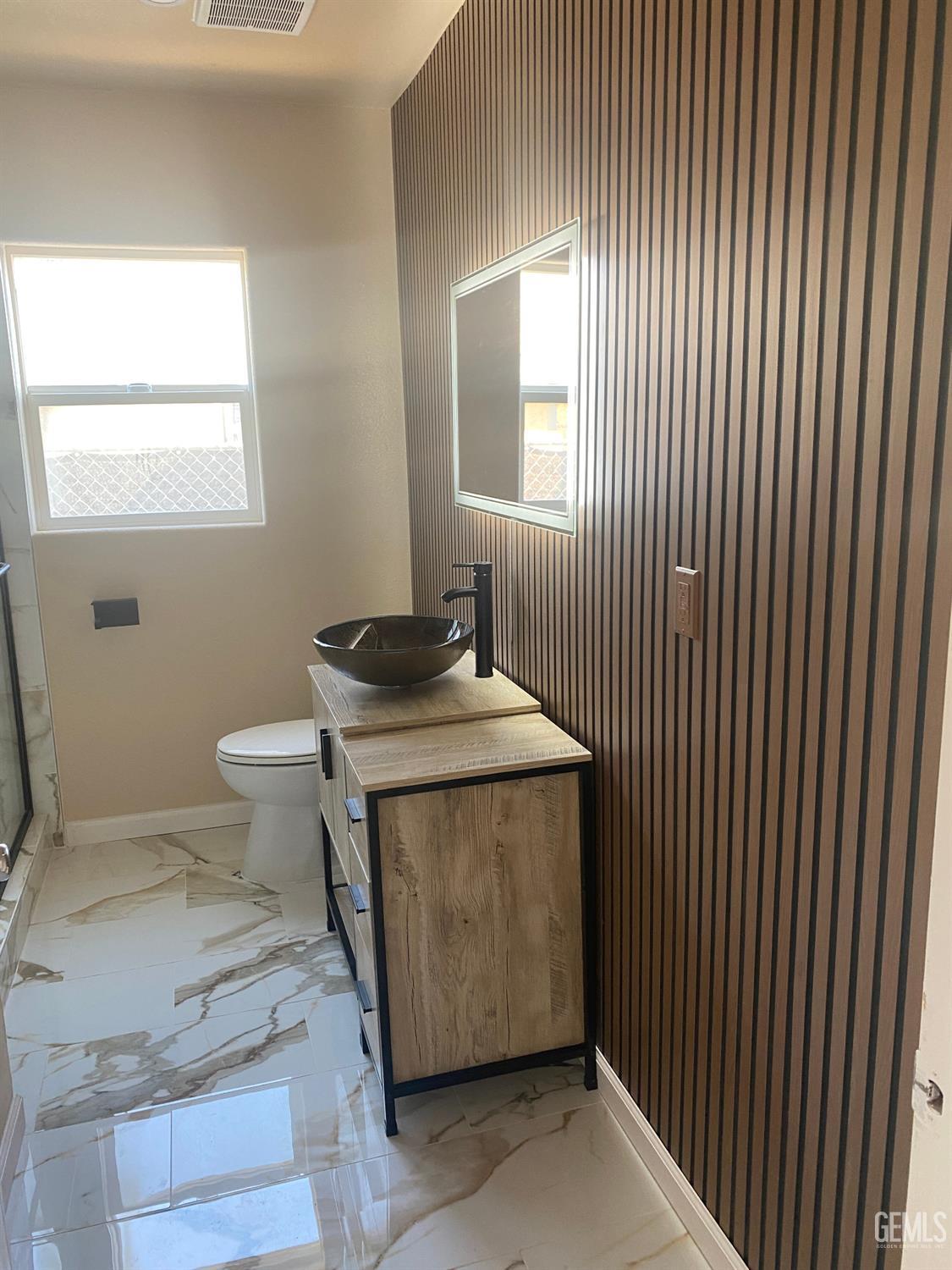 2728 Kentucky Street — photo 15