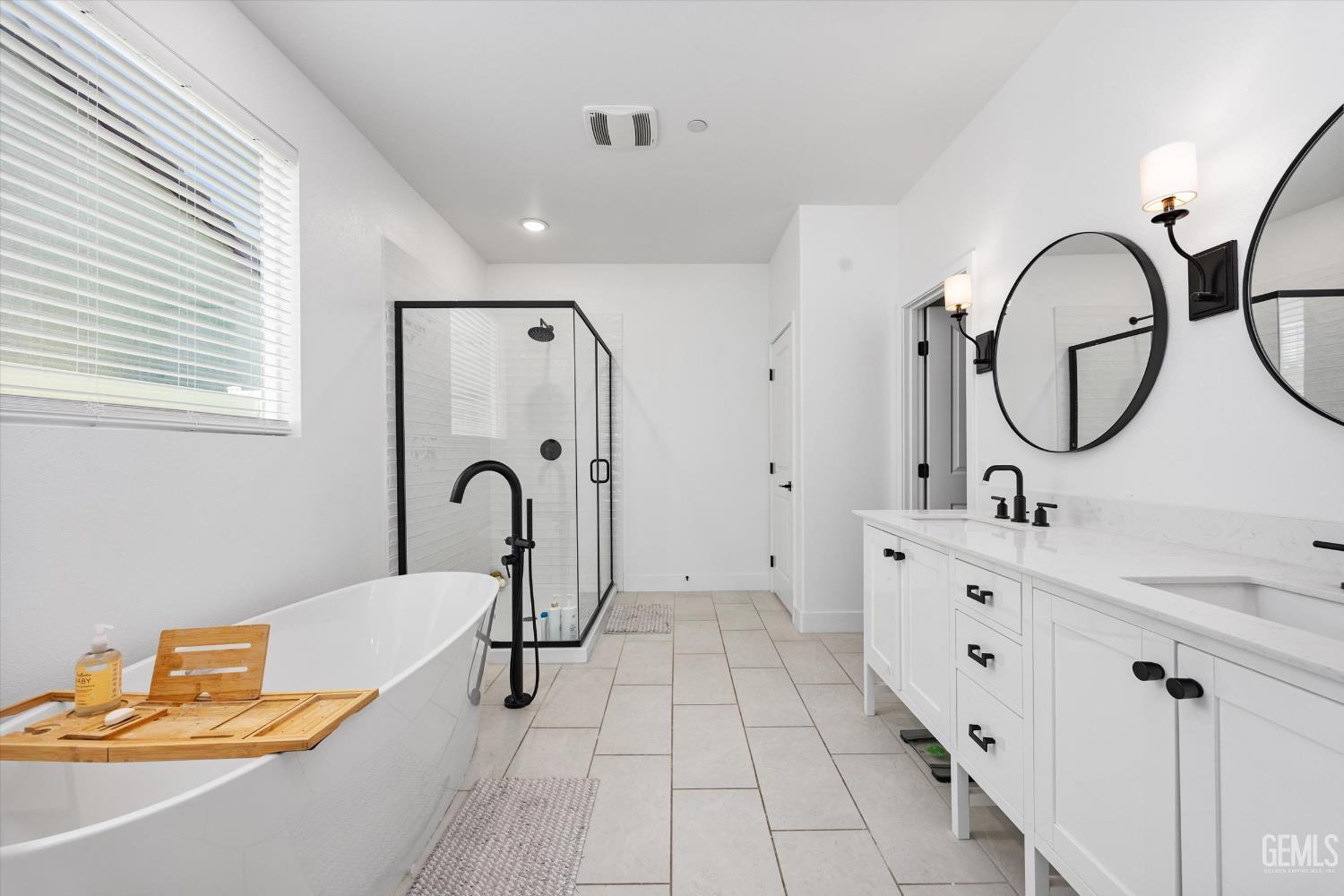 212 Artina Court — photo 22