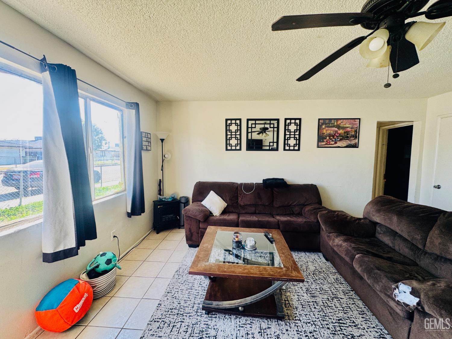713 Iris Street — photo 4