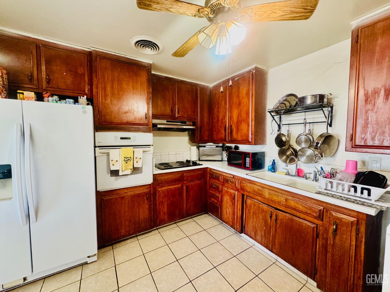 713 Iris Street — photo 7