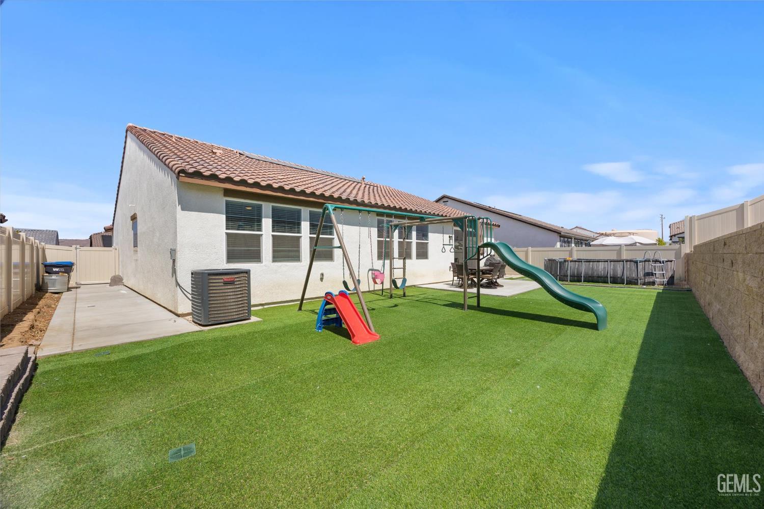 212 Artina Court — photo 35