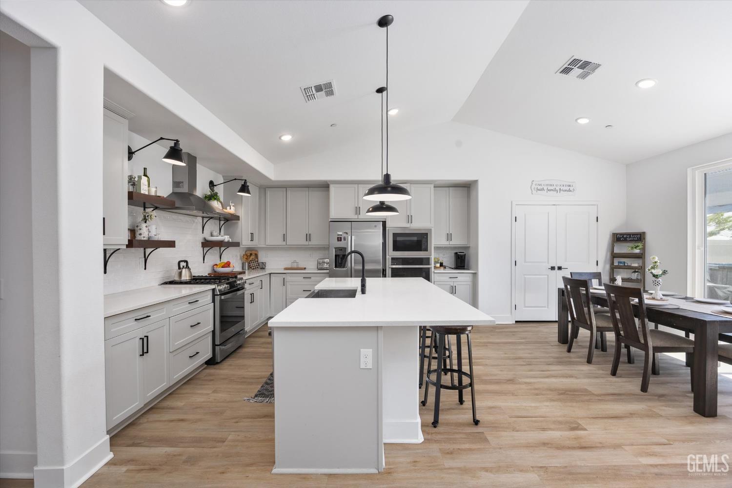 212 Artina Court — photo 18