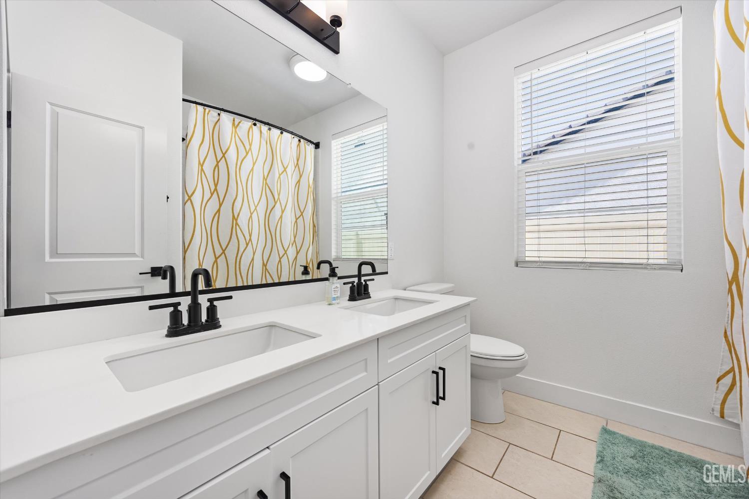 212 Artina Court — photo 41