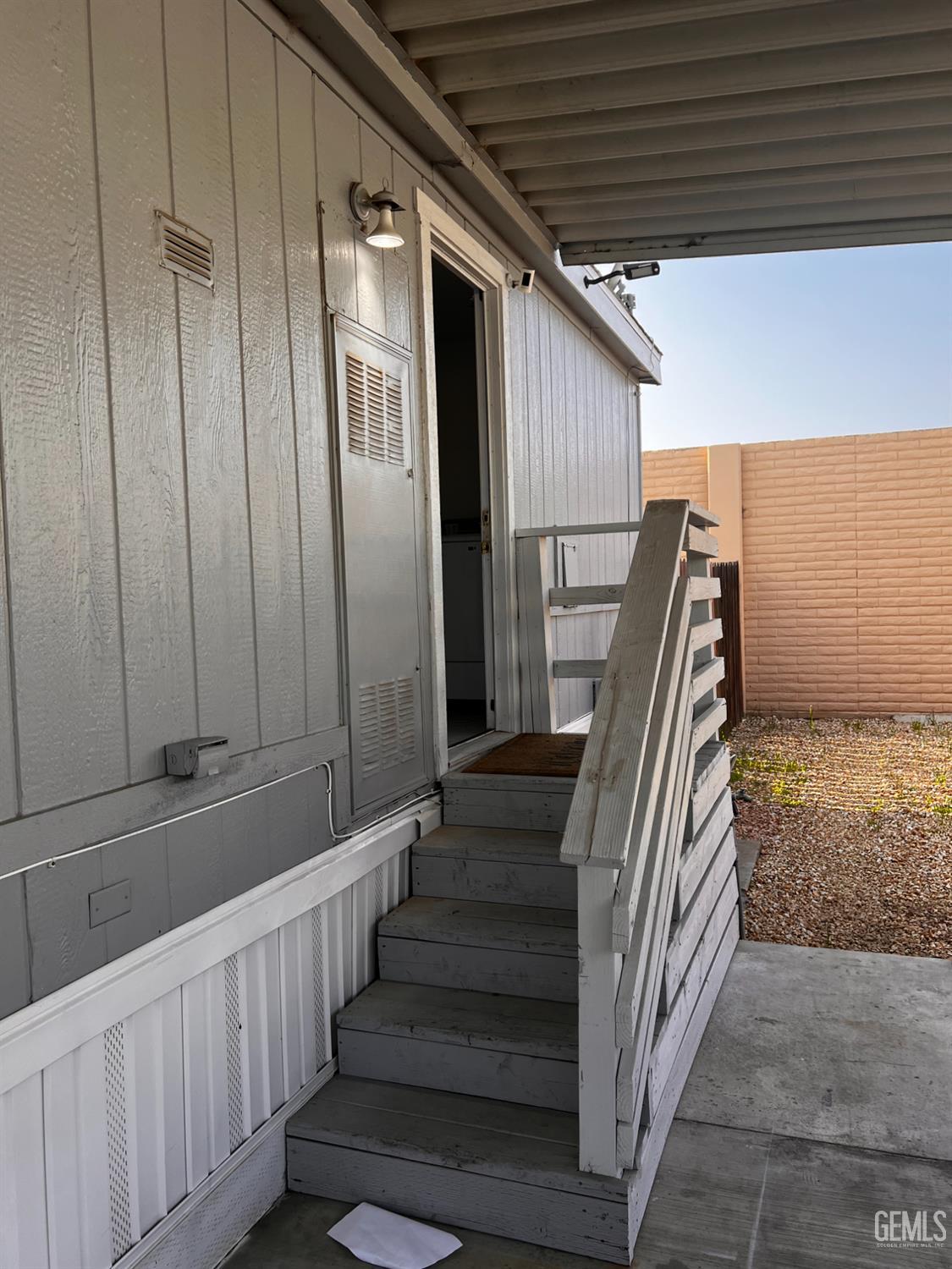 6601 Eucalyptus Drive — photo 18