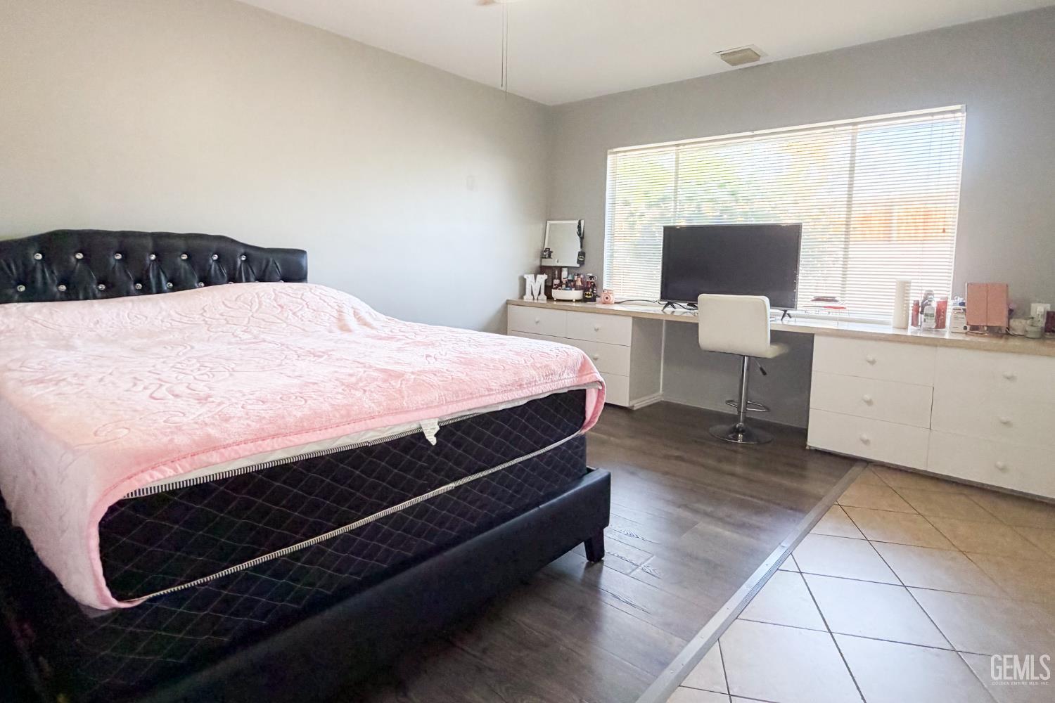 1904 Ridgewood Drive — photo 42