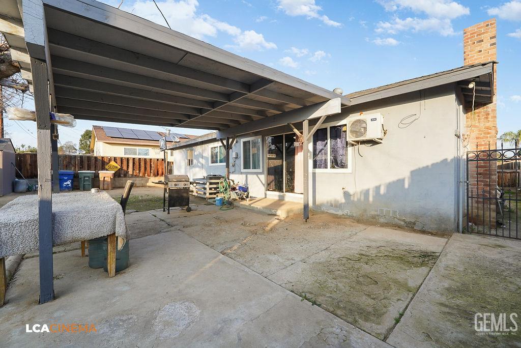 2204 Lynwood Street — photo 17