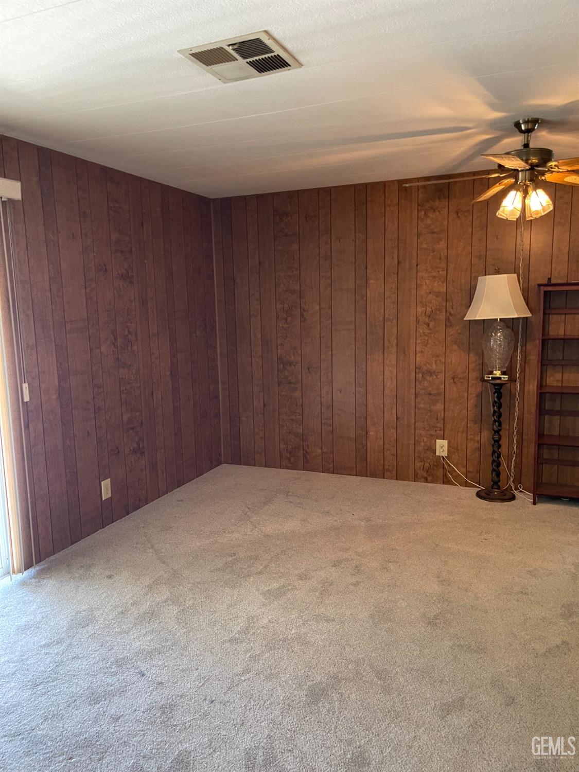 400 E Roberts Lane — photo 26