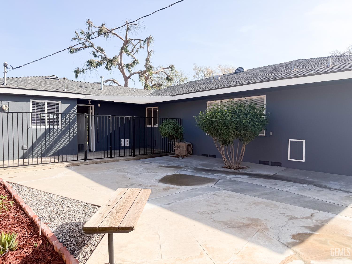 1904 Ridgewood Drive — photo 7