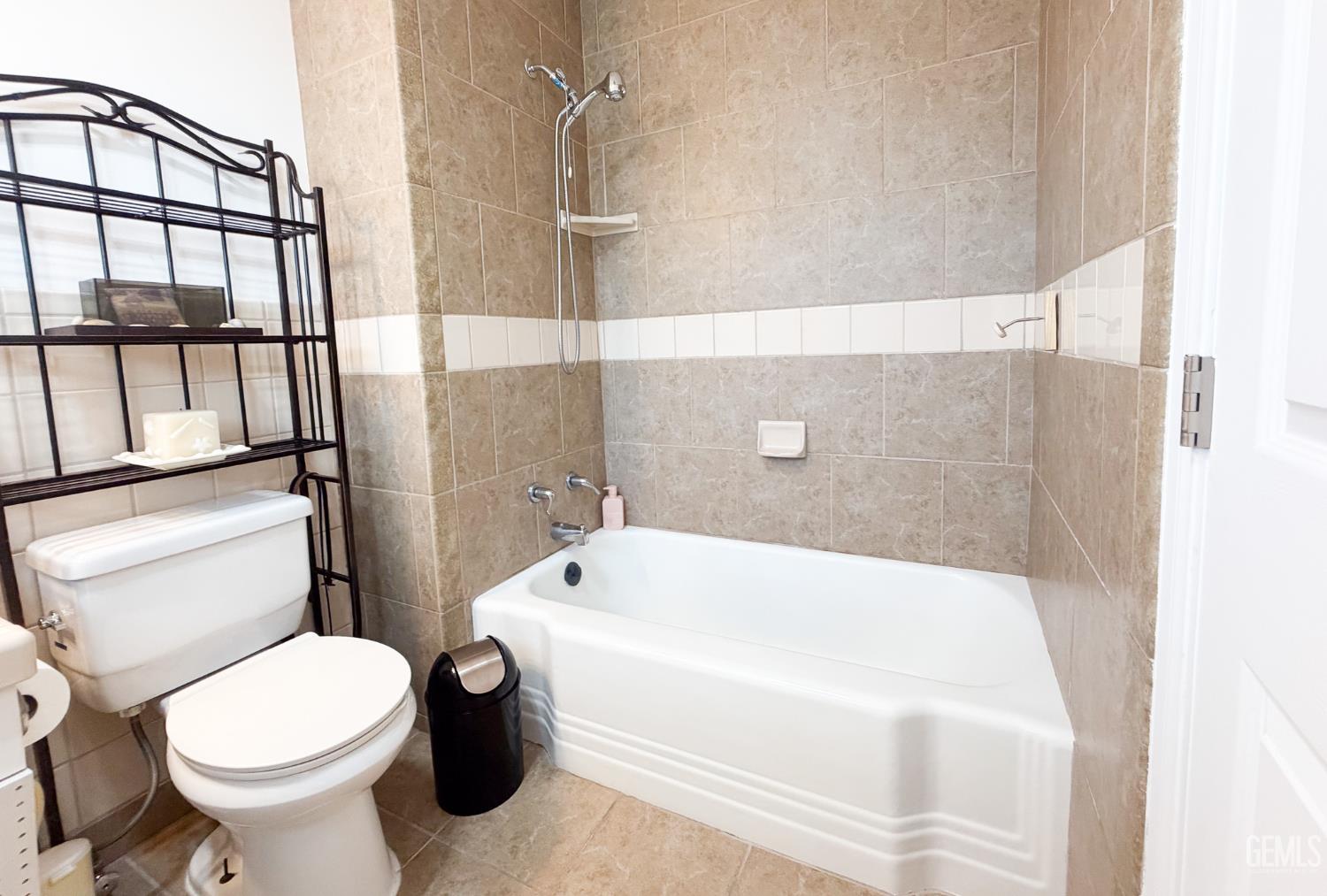 1904 Ridgewood Drive — photo 41