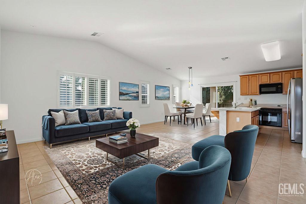 11528 Indian Hawthorne Street — photo 5