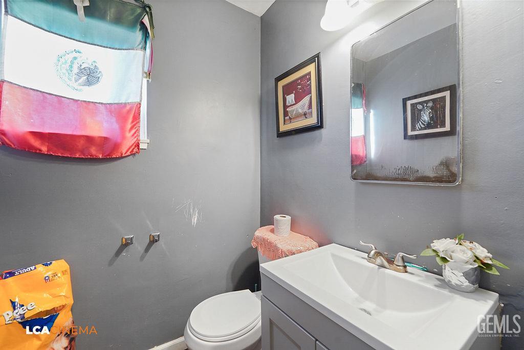 2204 Lynwood Street — photo 15