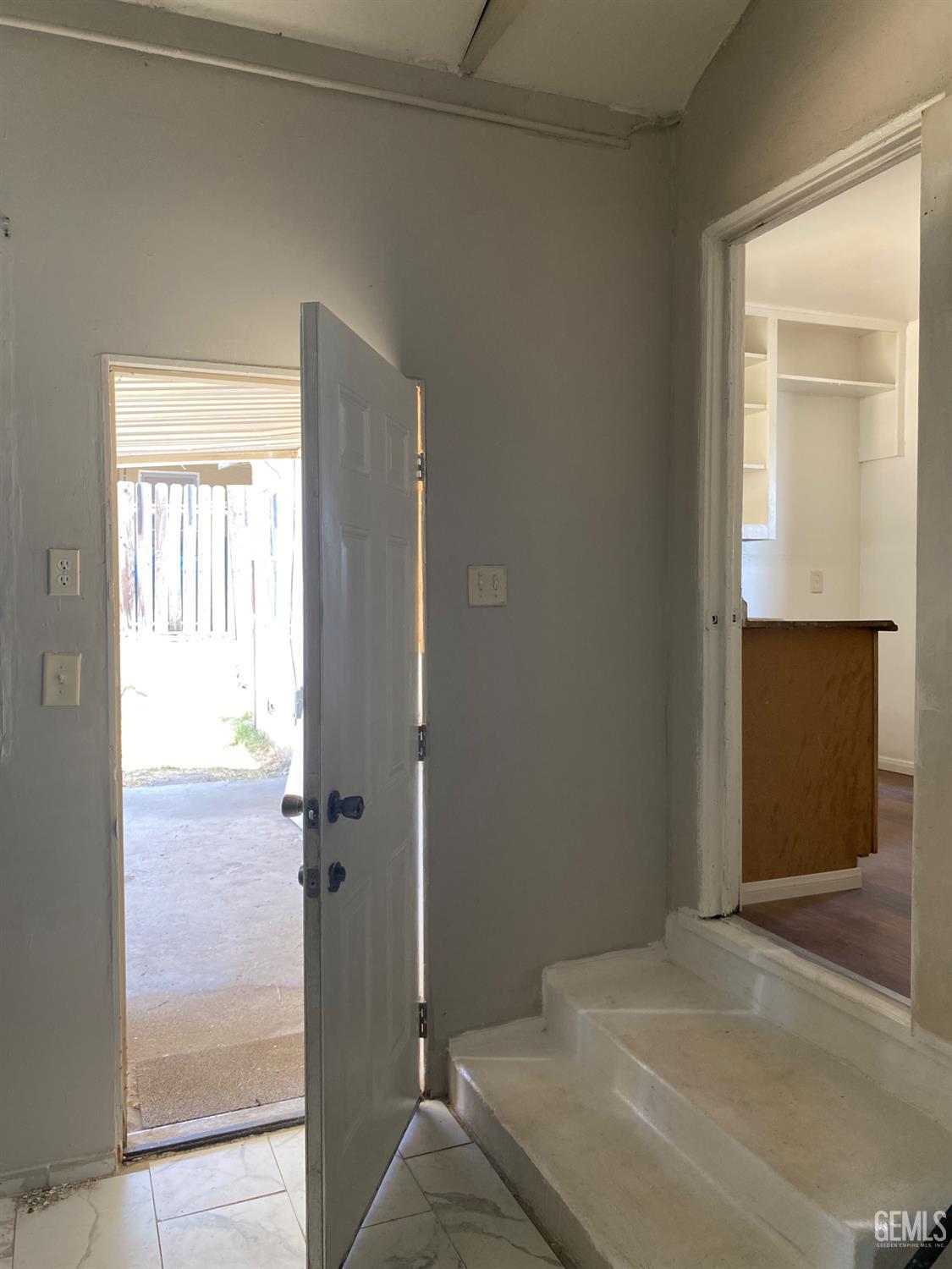 1312 Tate Street — photo 8