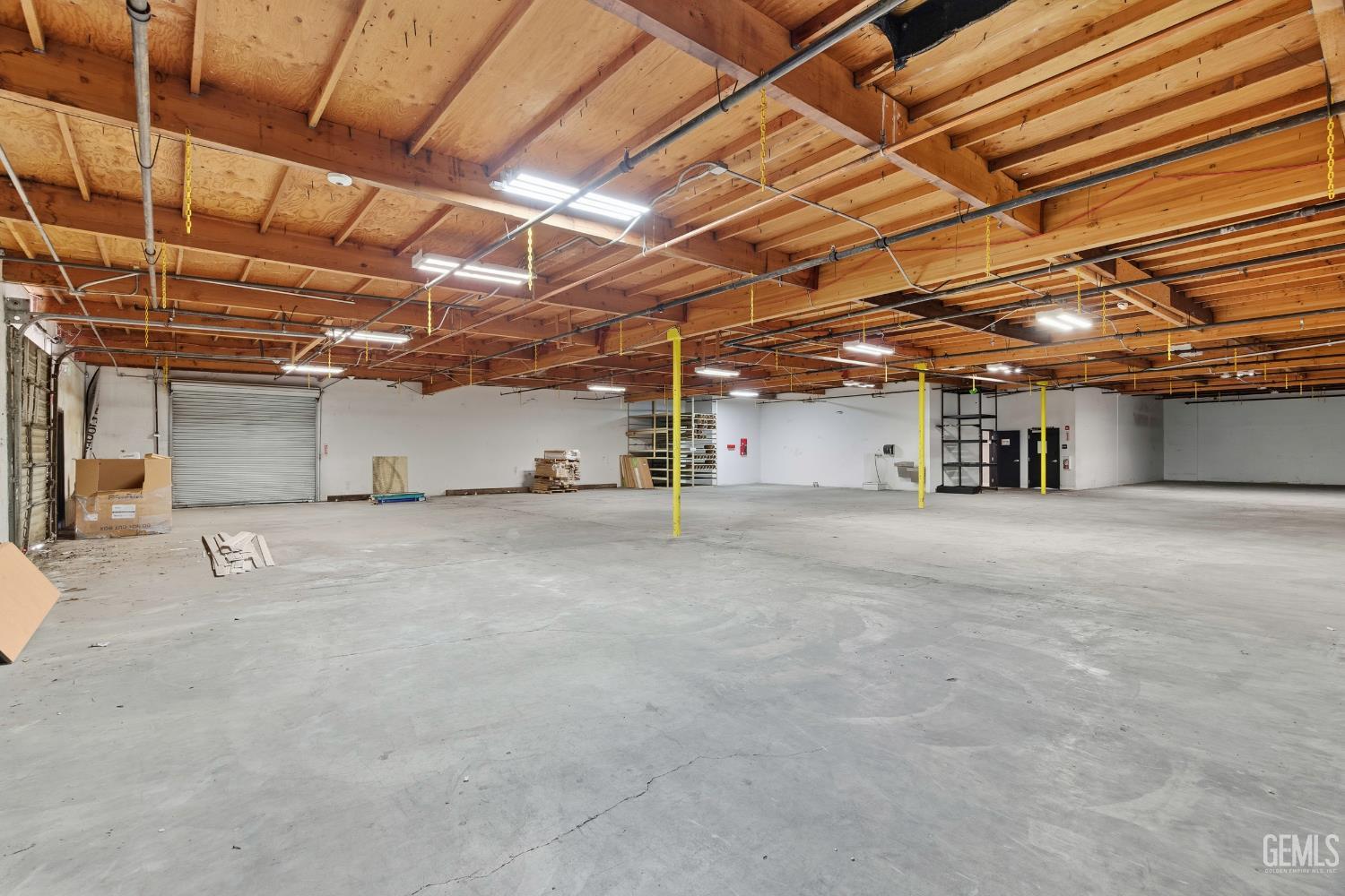 3601 Ming Avenue — photo 27