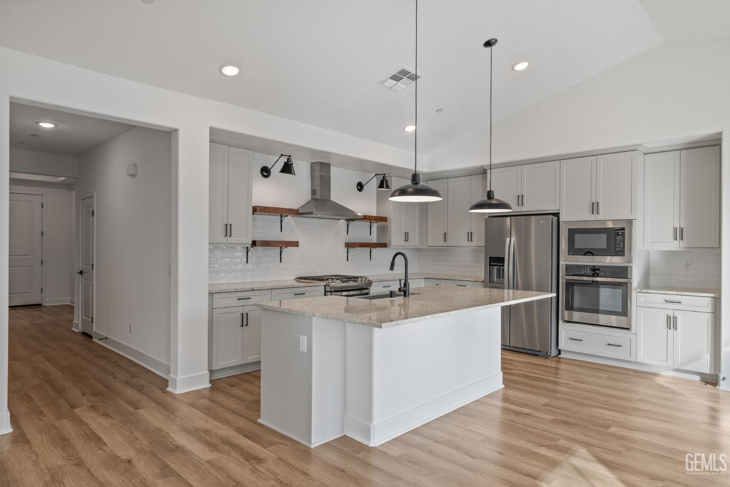 1360 Bodega Drive — photo 6