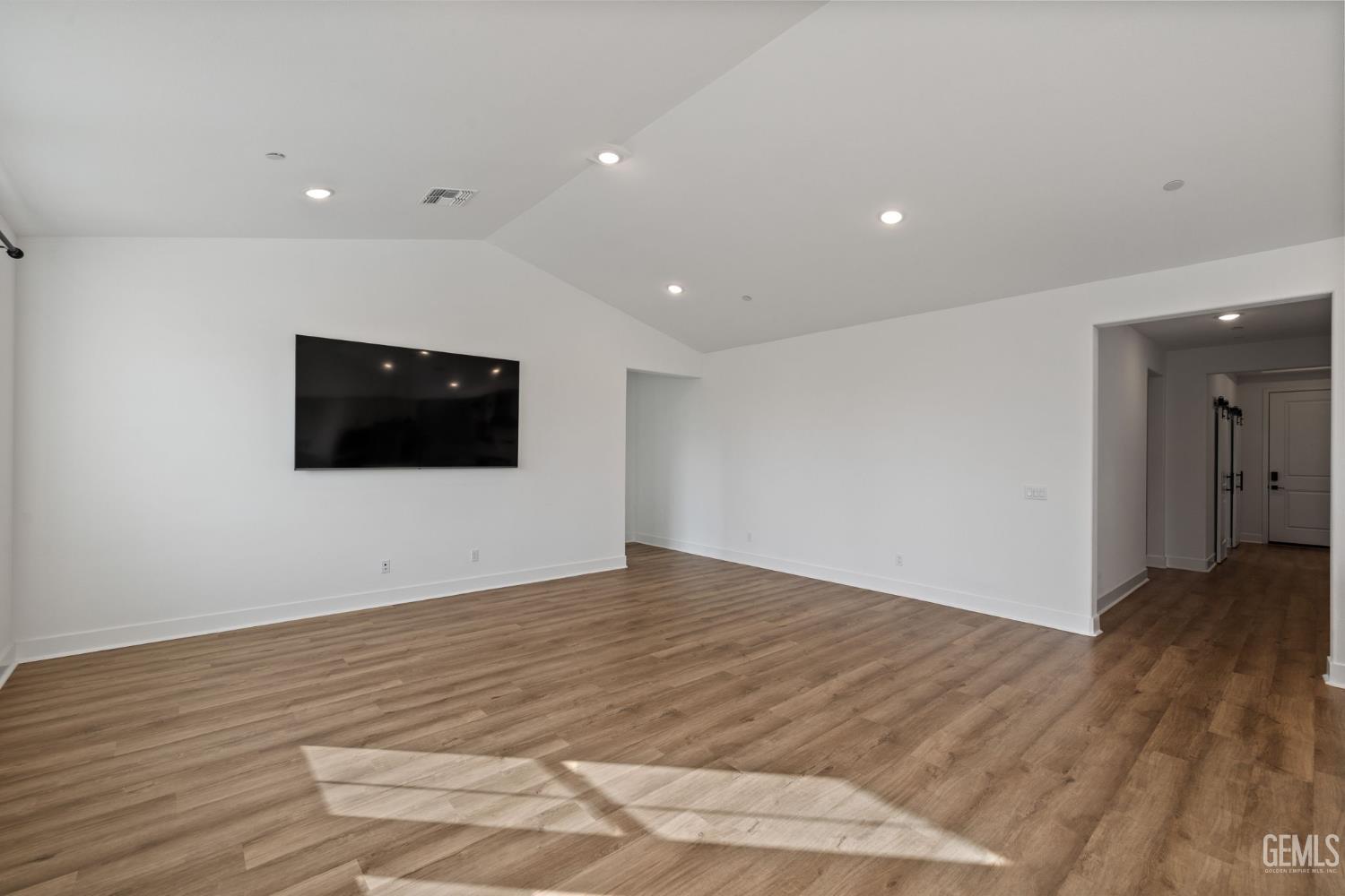 1360 Bodega Drive — photo 17