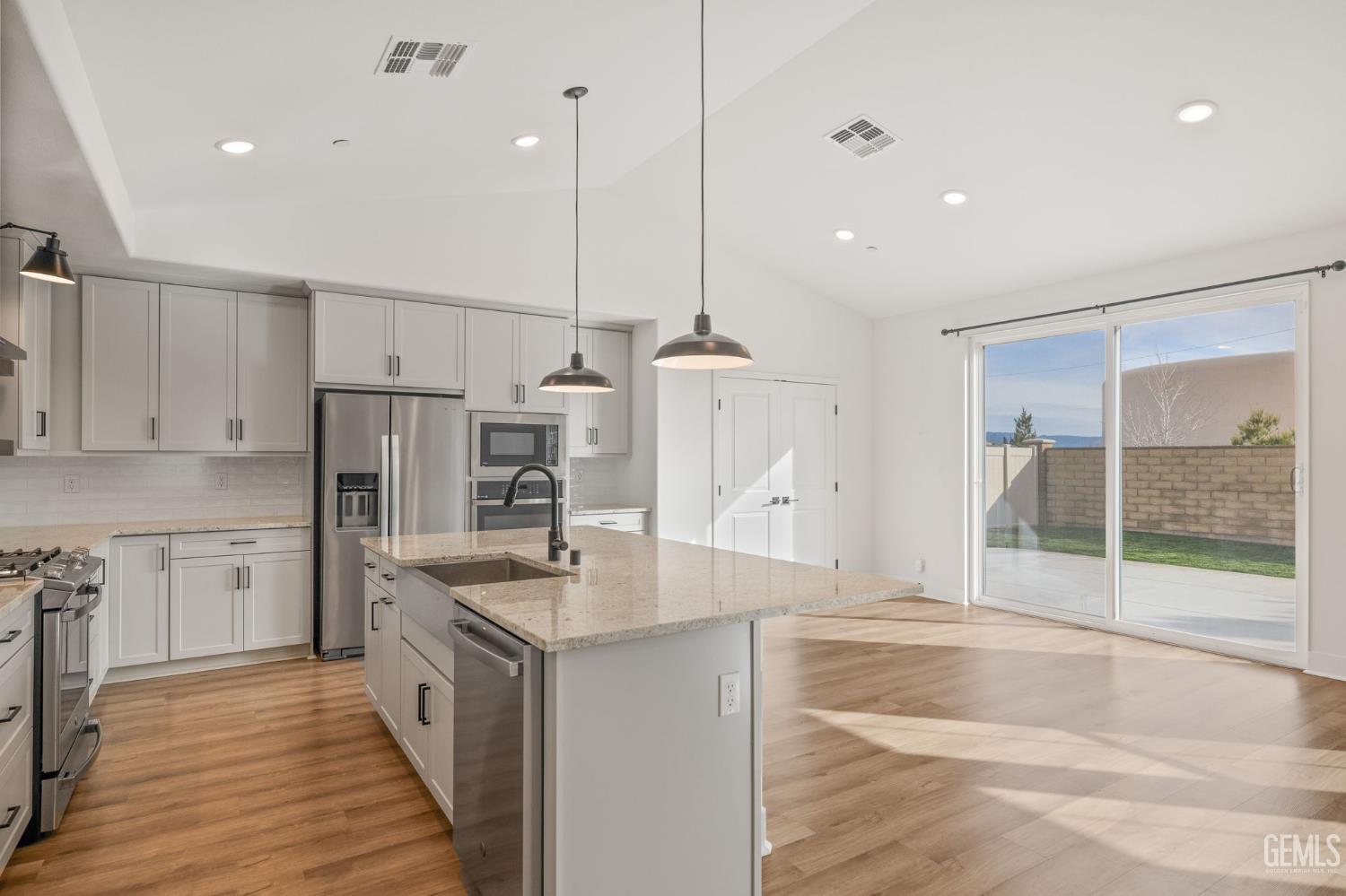 1360 Bodega Drive — photo 7