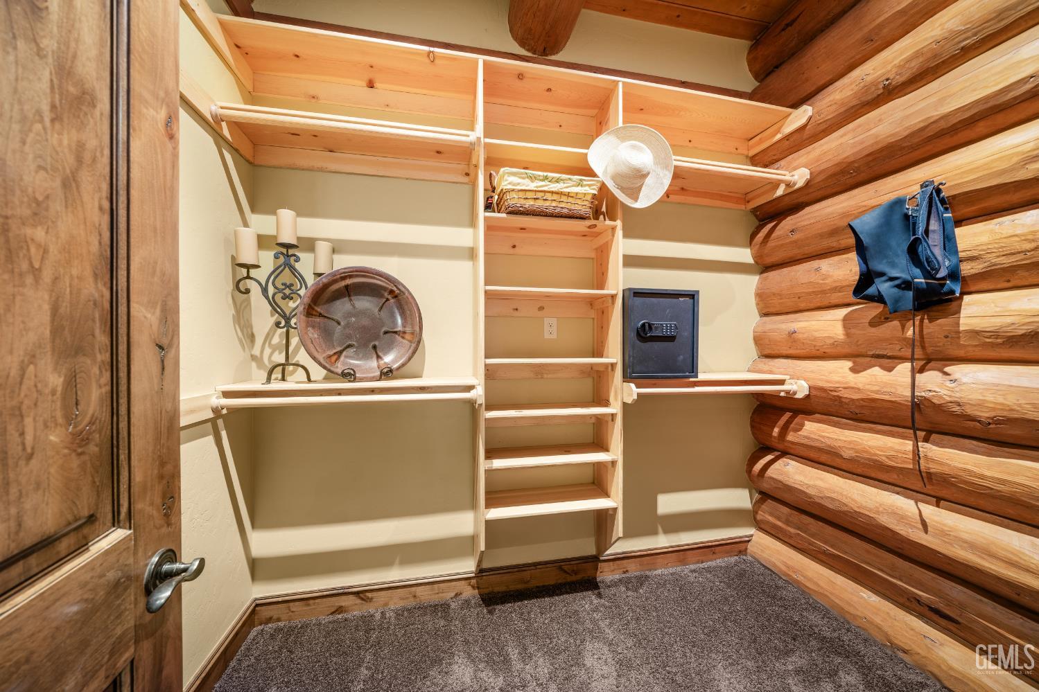 26000 Deertrail Drive — photo 32