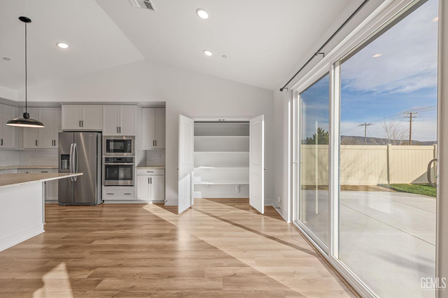 1360 Bodega Drive — photo 8
