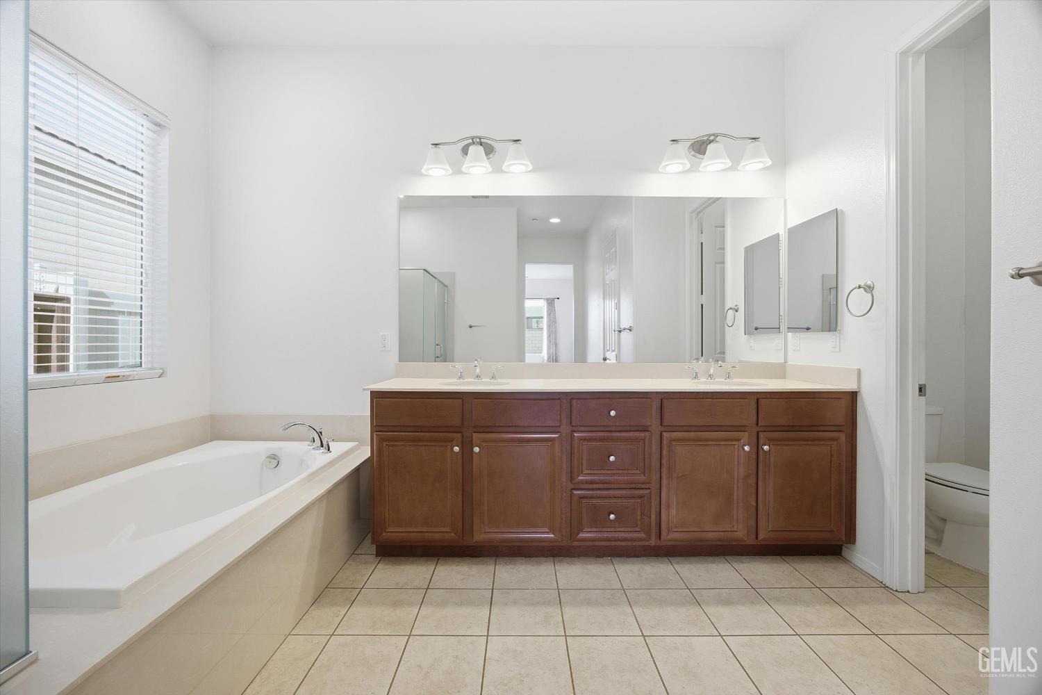 9709 Richland Hills Lane — photo 35