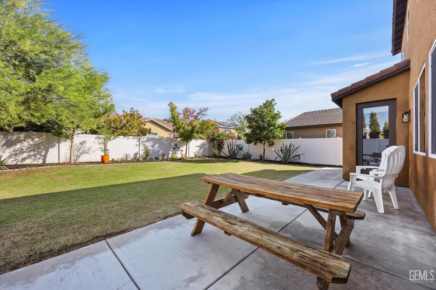 308 White Alder Drive — photo 59