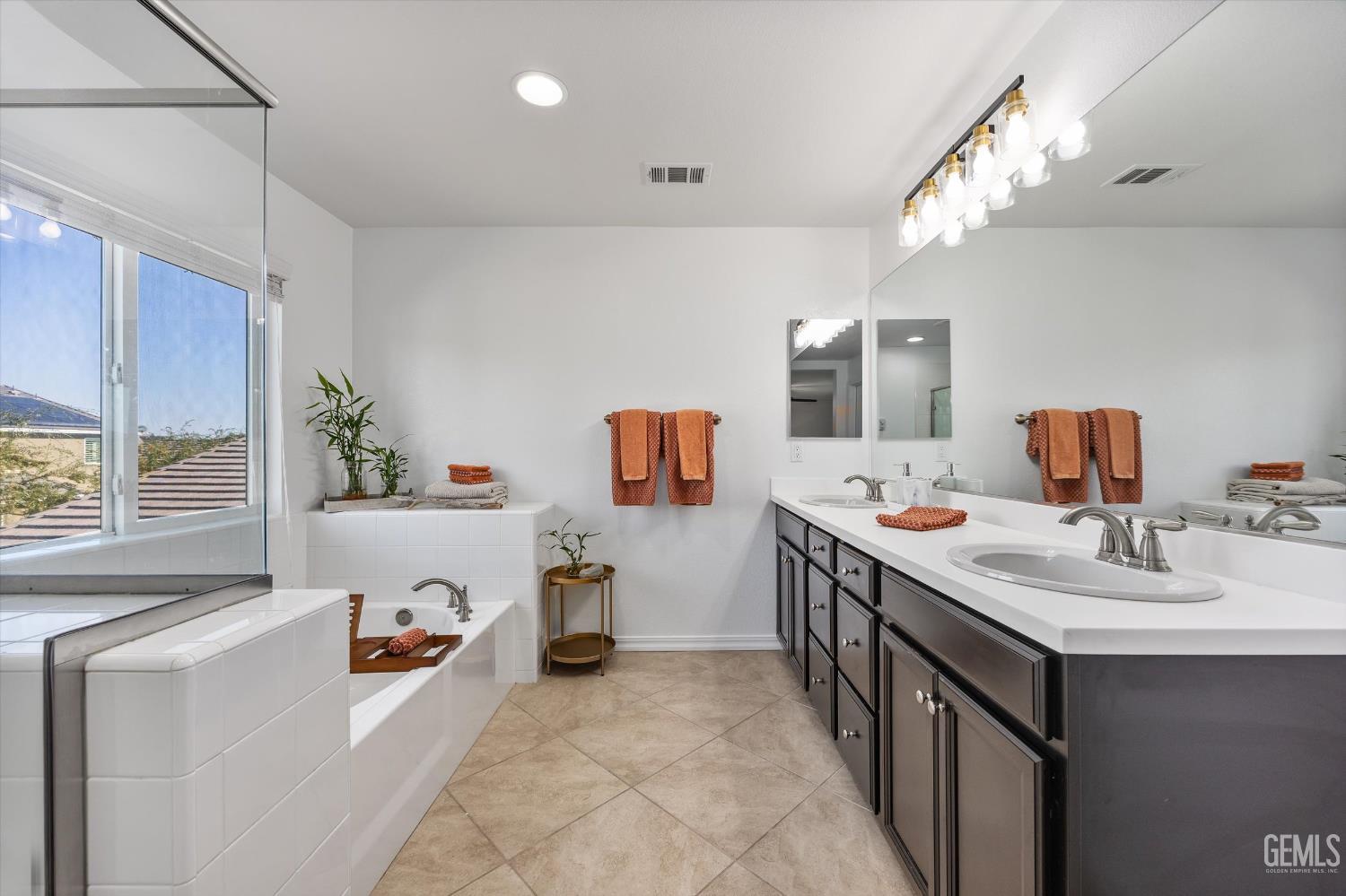 308 White Alder Drive — photo 48