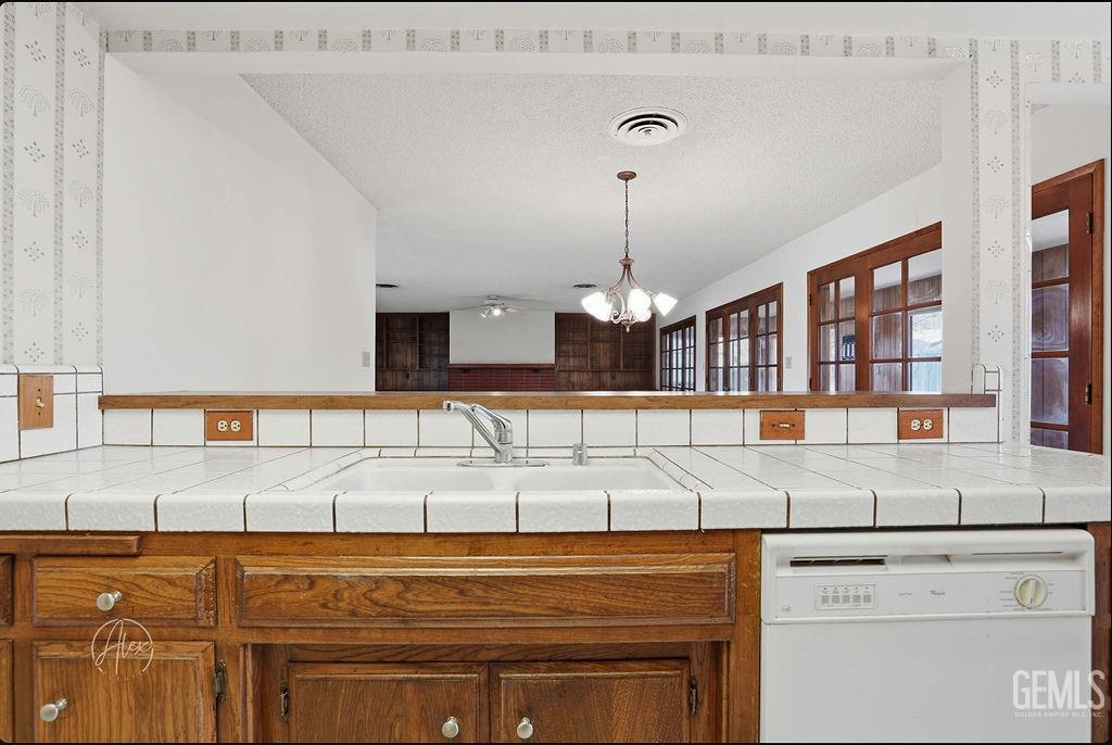 5401 Burning Tree Court — photo 9