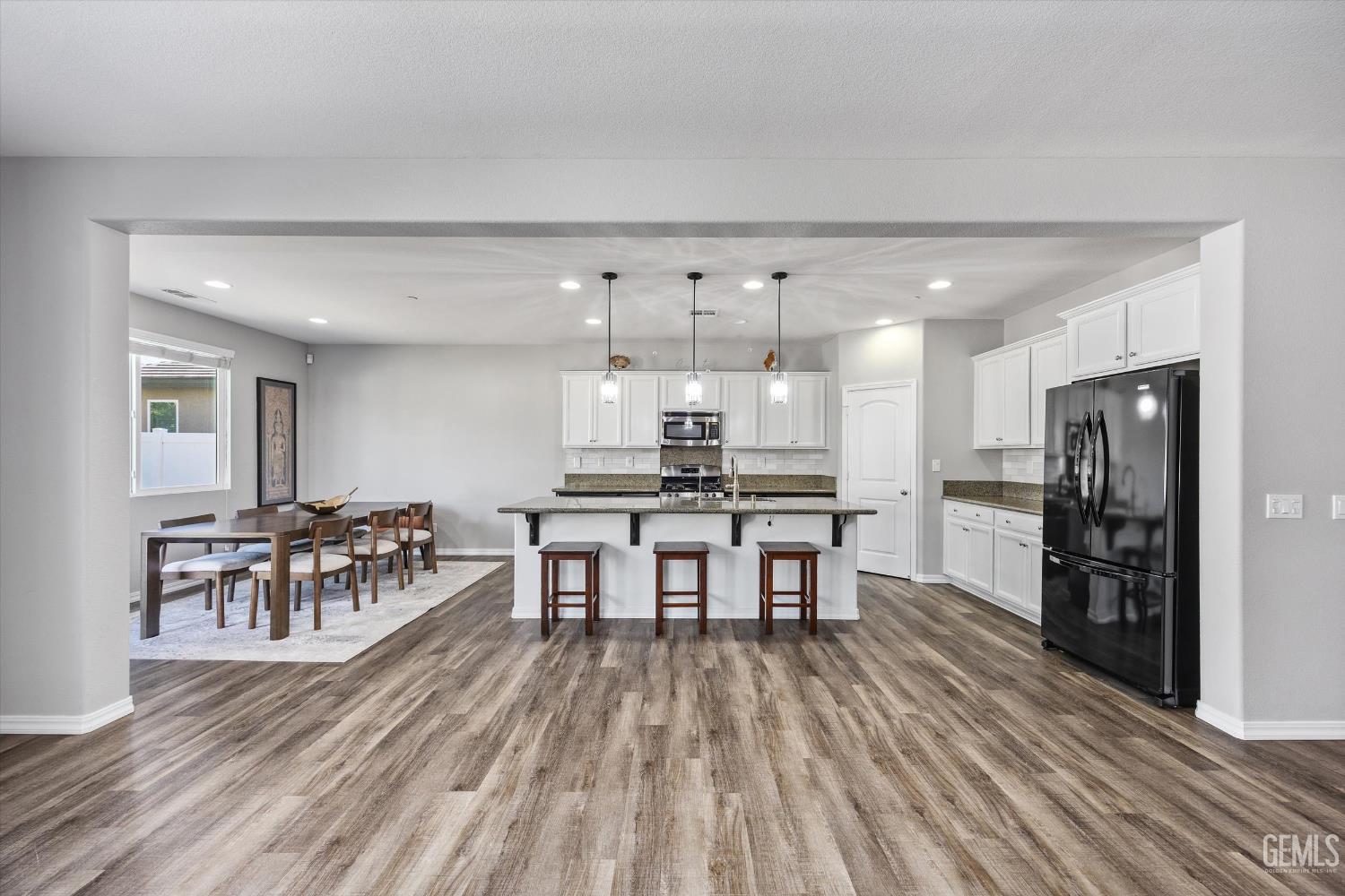 308 White Alder Drive — photo 26