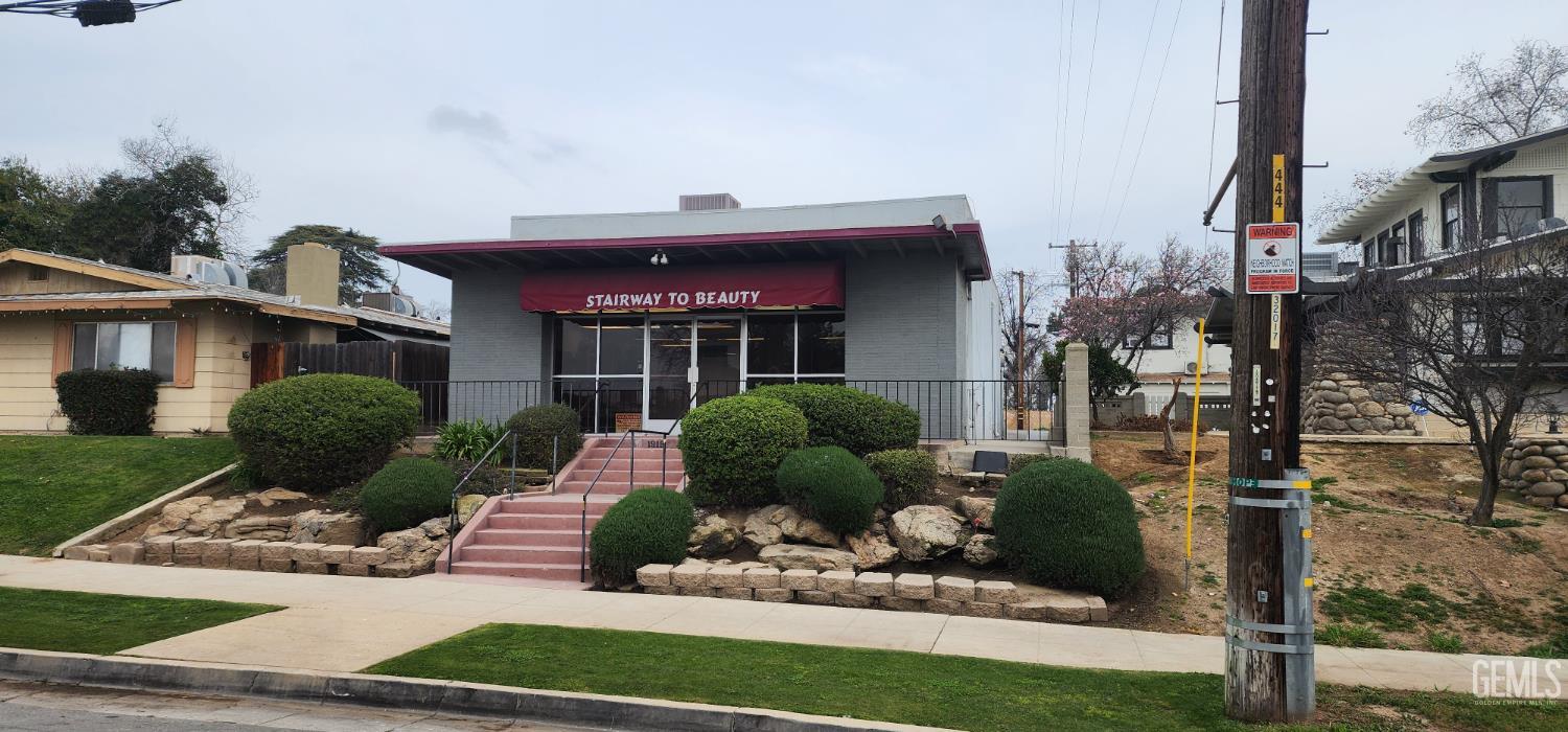 1915 Baker Street — photo 5